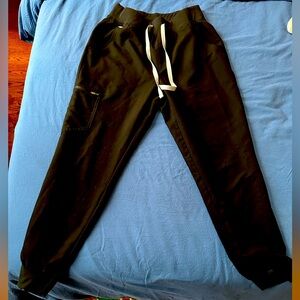 Figs Zamora Joggers - Black - Small Petite